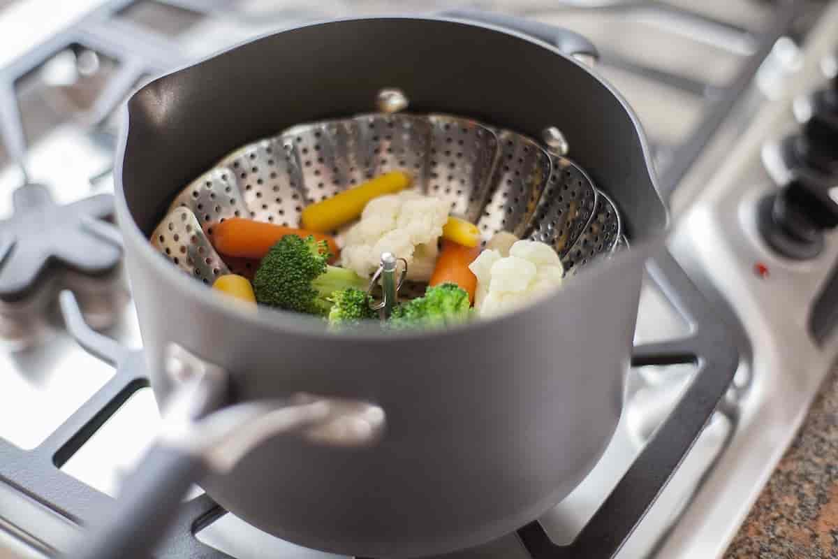 Diyetlerde Neden Buharda Pişirme Tavsiye Edilir?