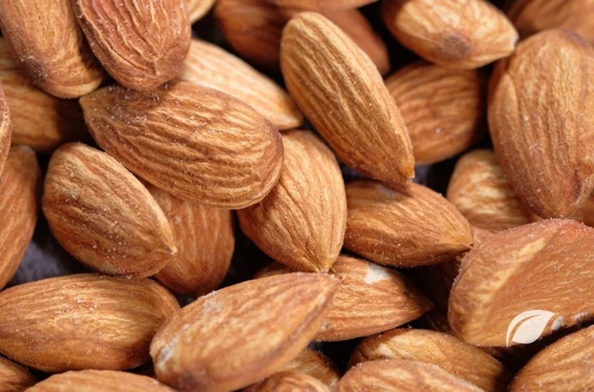 Badem Kaç Kalori ve Bademin Faydaları