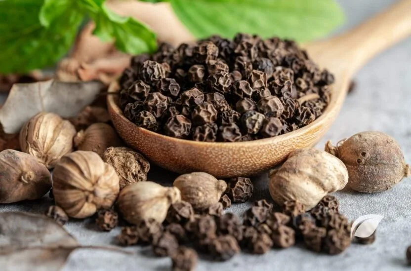 Karabiber Kaç Kalori ve Karabiberin Faydaları