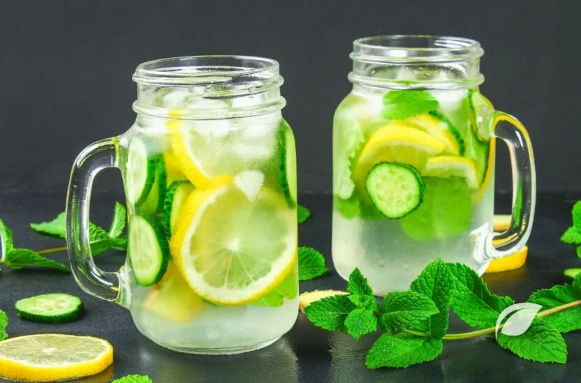 Nane Limon Salatalık Detoksu