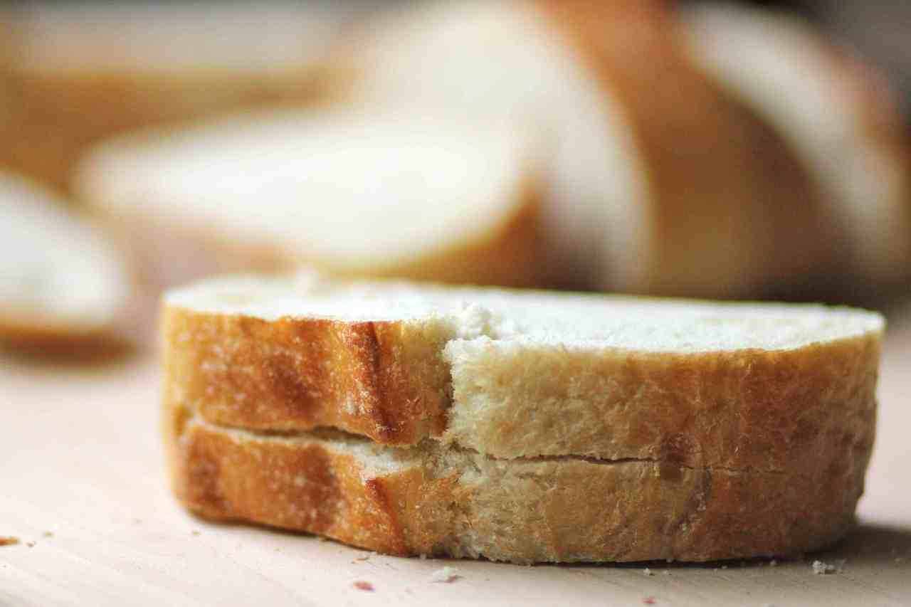 1 Dilim Ekmek Kaç Kalori?